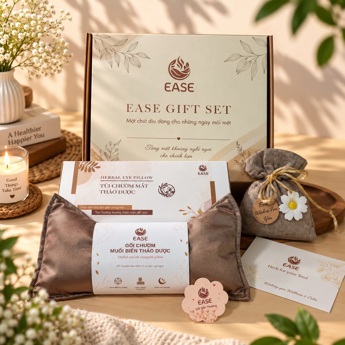 Set quà EASE TRỌN VẸN: gối chườm, túi chườm mắt và túi thơm thảo mộc